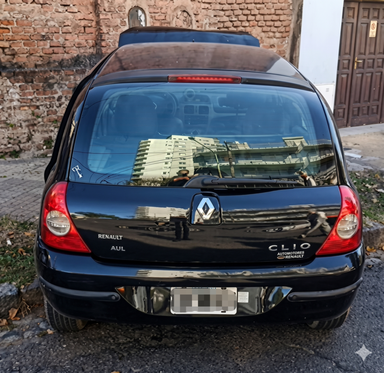 Sin Foto