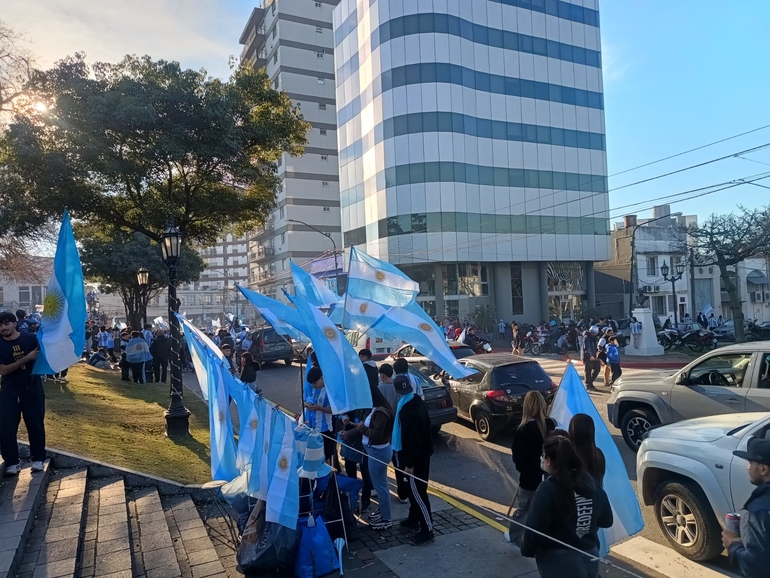 Sin Foto