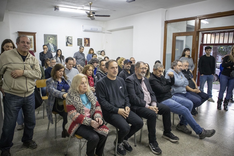 Sin Foto
