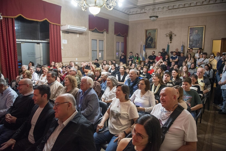 Sin Foto