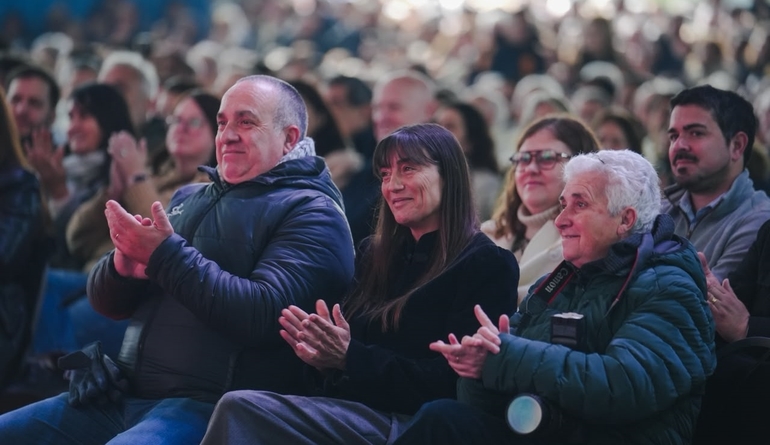 Sin Foto
